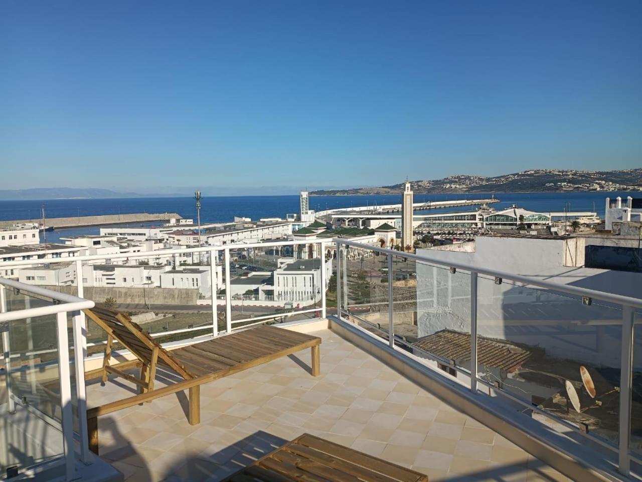 Maison Dans L'ancienne Medina, Deux Terrasses Proches De La *